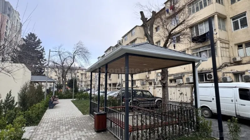 Satılır 2 otaqlı Mənzil Köhnə tikili 53 m² 8-ci kilometr - şəkil 2