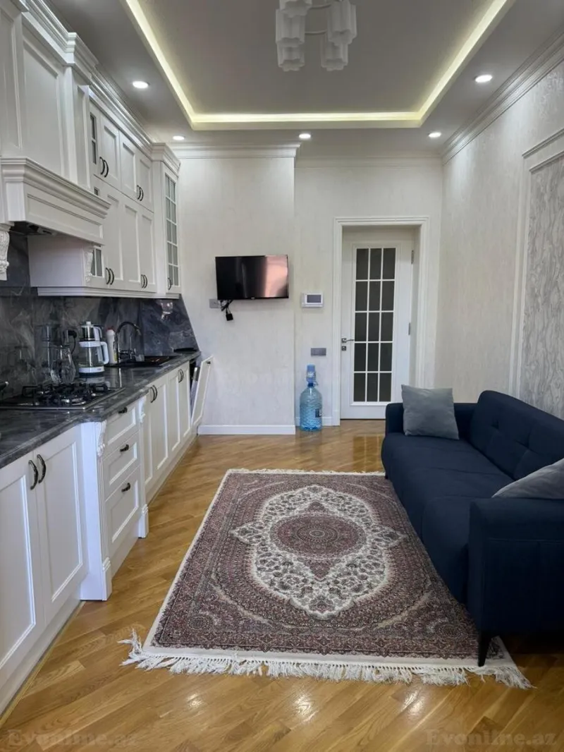 Kirayə verilir 3 otaqlı Mənzil Yeni tikili 160 m² Nərimanov r. - şəkil 12