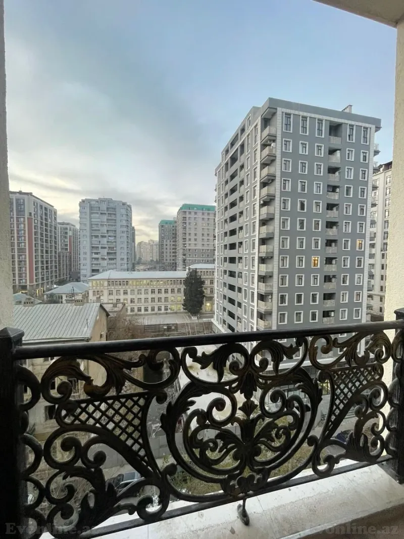 Satılır 2 otaqlı Mənzil Yeni tikili 70 m² 28 May m. - şəkil 8