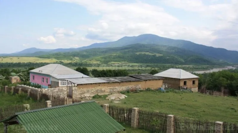 Satılır Torpaq 10 sot Quba - şəkil 6