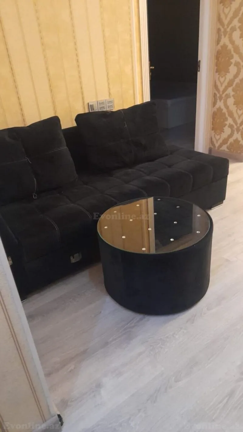 Kirayə verilir 3 otaqlı Mənzil Yeni tikili 90 m² 6-cı mikrorayon