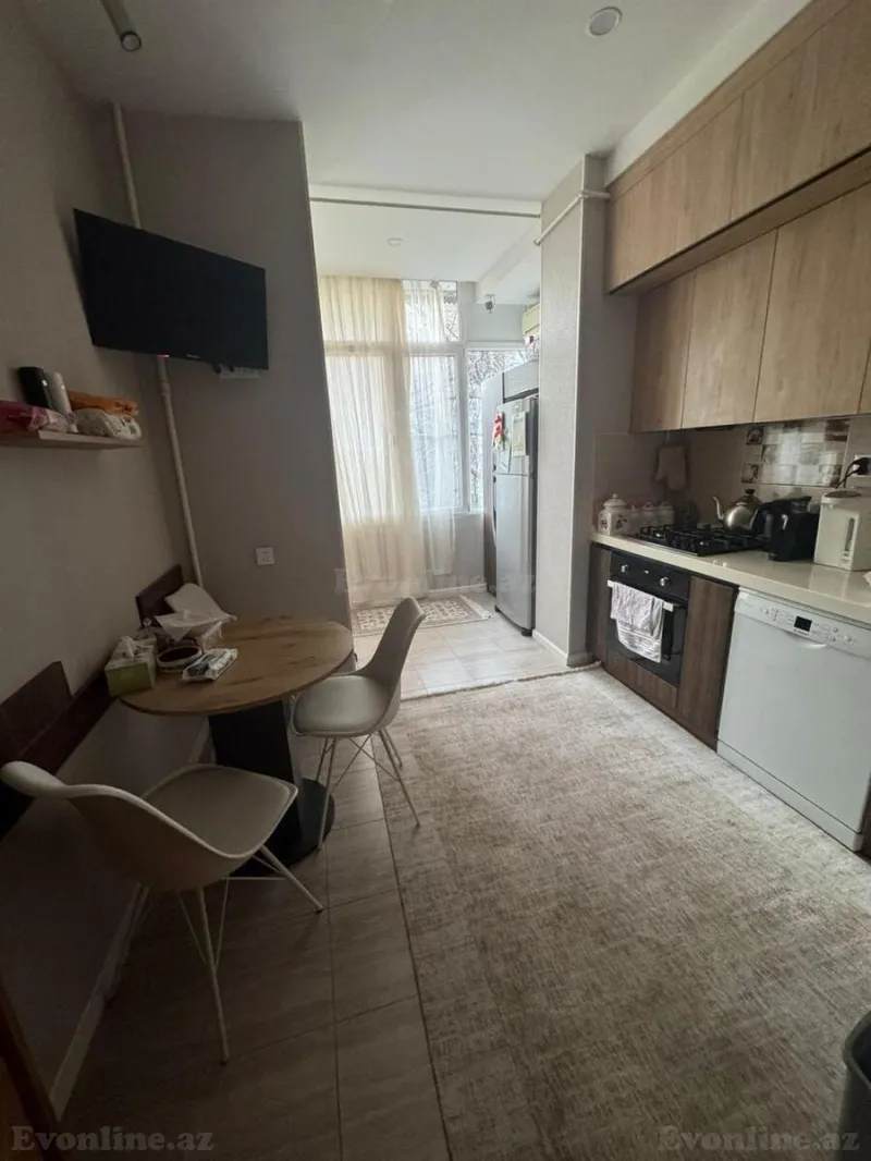 Satılır 3 otaqlı Mənzil Köhnə tikili 80 m² 28 May m. - şəkil 6