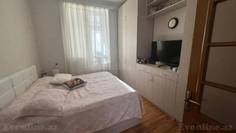 Satılır 3 otaqlı Mənzil Köhnə tikili 80 m² 28 May m. - şəkil 8