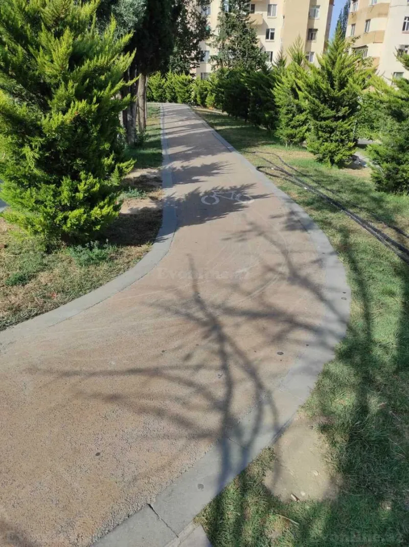 Satılır 3 otaqlı Mənzil Köhnə tikili 85 m² 9-cu mikrorayon - şəkil 2