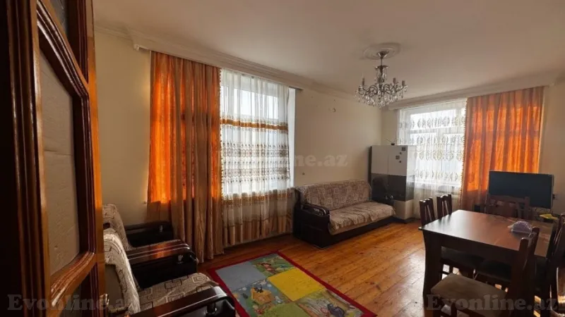 Kirayə verilir 3 otaqlı Mənzil Köhnə tikili 65 m² Həzi Aslanov m.