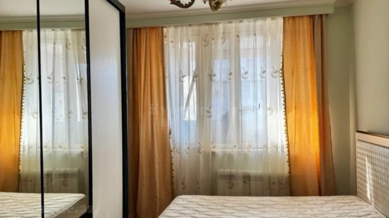 Kirayə verilir 3 otaqlı Mənzil Köhnə tikili 65 m² Həzi Aslanov m. - şəkil 3