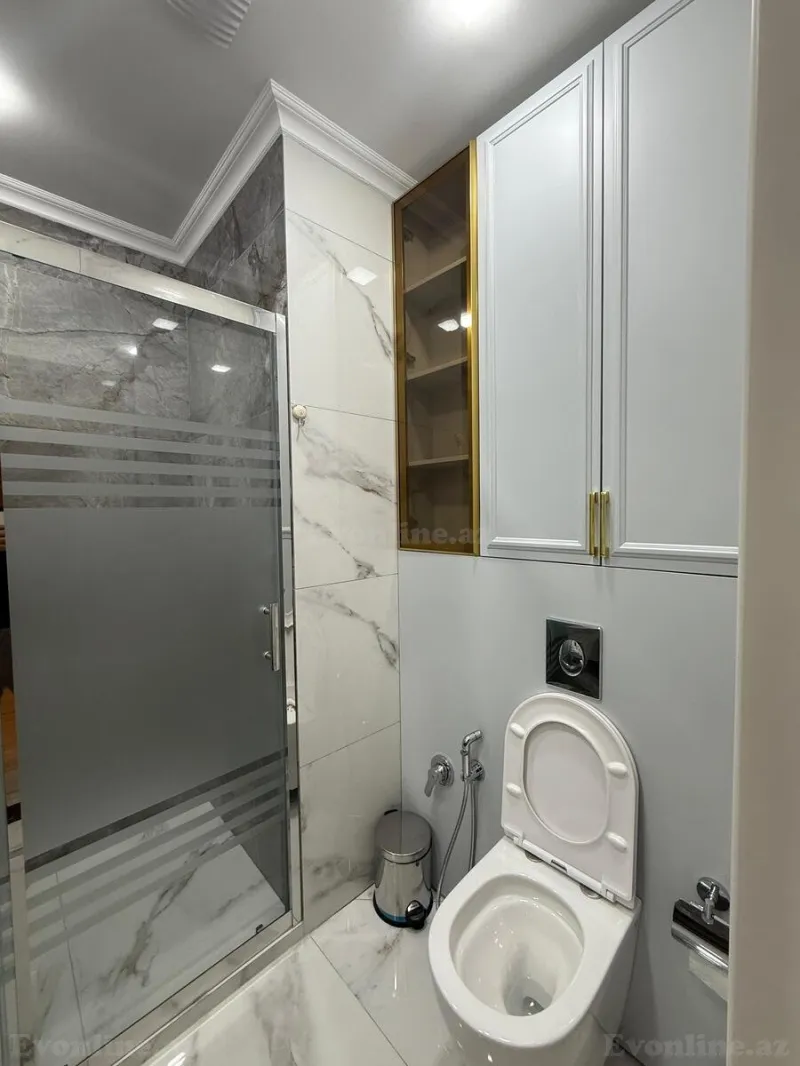 Kirayə verilir 3 otaqlı Mənzil Yeni tikili 165 m² Xətai r. - şəkil 15