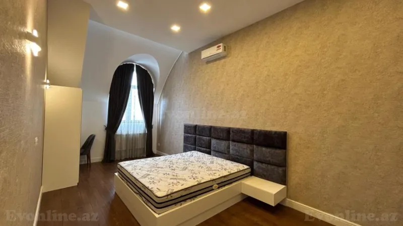 Satılır 6 otaqlı Mənzil Yeni tikili 275 m² 28 May m. - şəkil 15