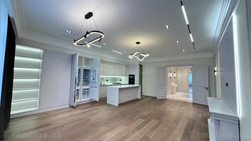 Satılır 4 otaqlı Mənzil Yeni tikili 190 m² 28 May m. - şəkil 3