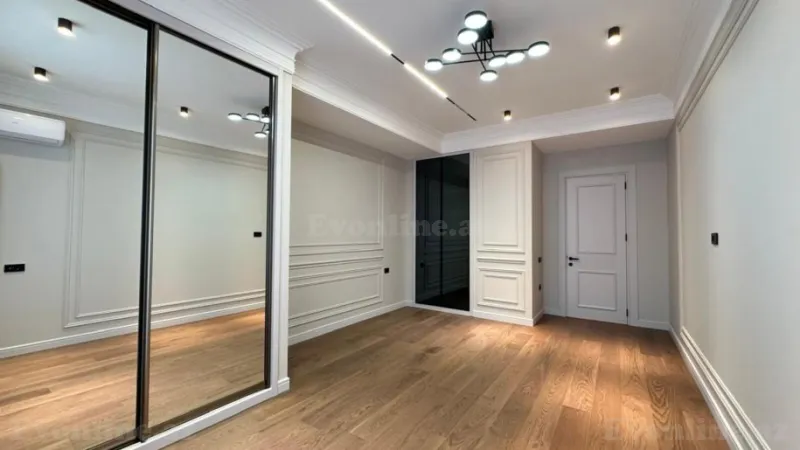 Satılır 4 otaqlı Mənzil Yeni tikili 190 m² 28 May m. - şəkil 11