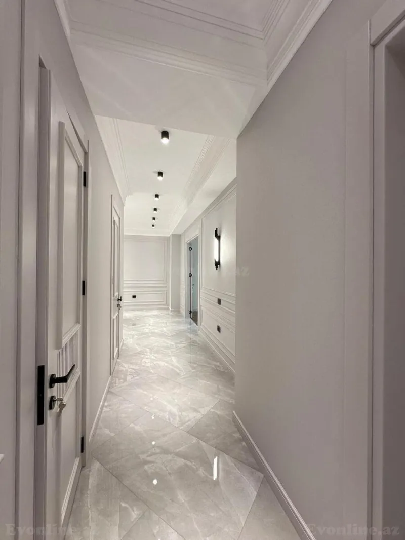 Satılır 4 otaqlı Mənzil Yeni tikili 190 m² 28 May m. - şəkil 14