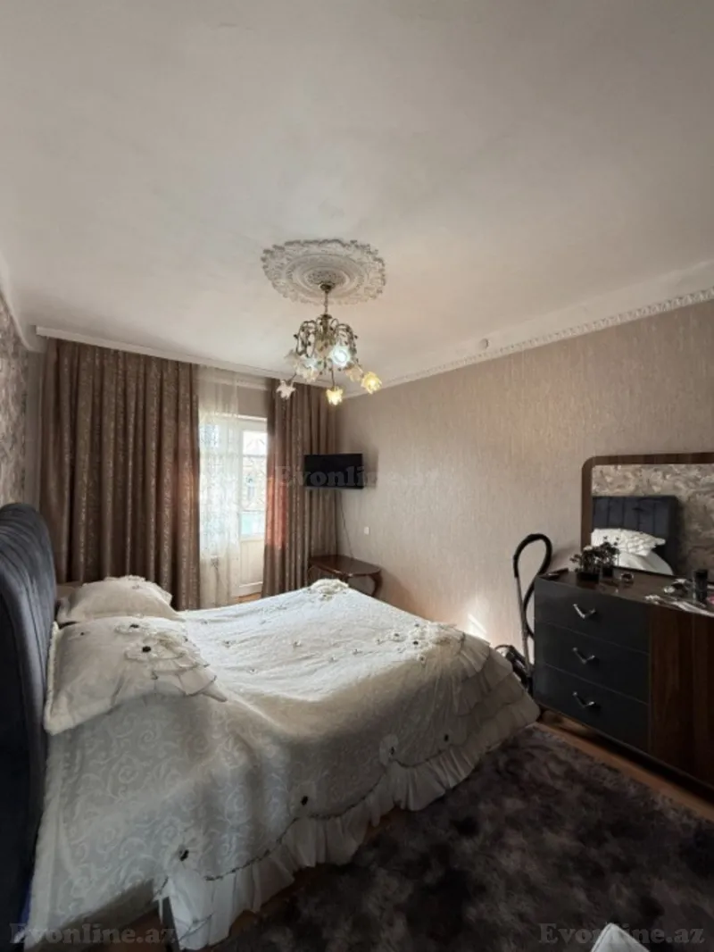 Satılır 5 otaqlı Mənzil Köhnə tikili 120 m² Həzi Aslanov - şəkil 5