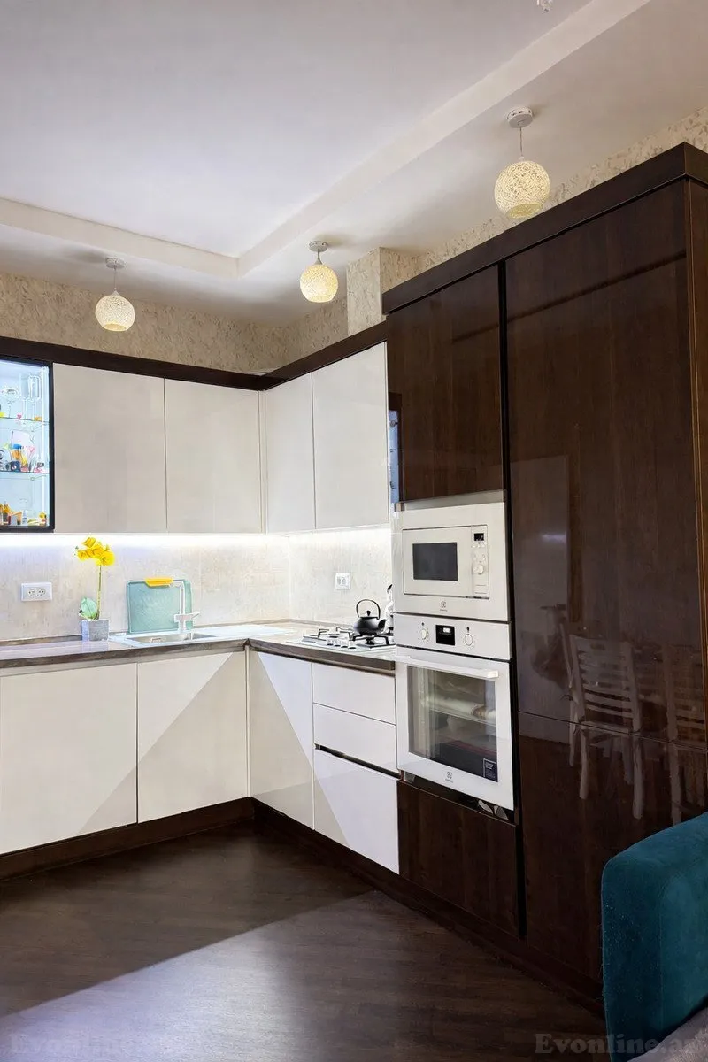 Satılır 2 otaqlı Mənzil Yeni tikili 70 m² Nərimanov r. - şəkil 3