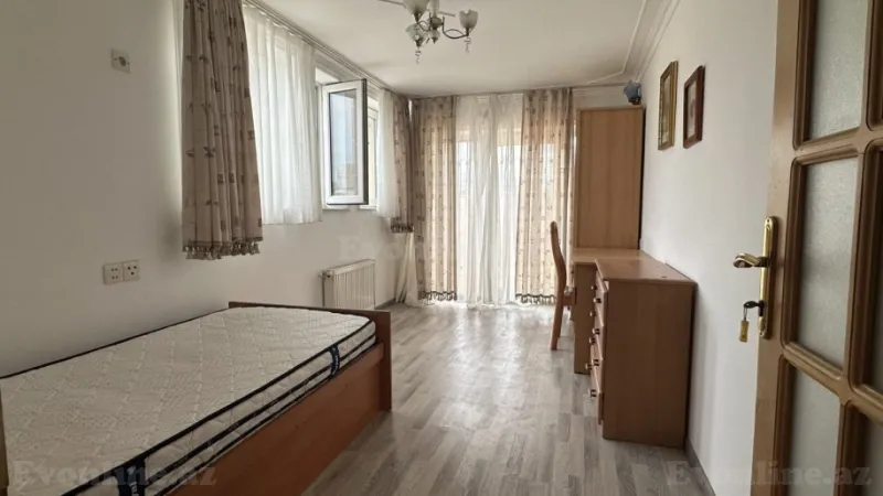 Kirayə verilir 3 otaqlı Mənzil Köhnə tikili 100 m² İçərişəhər m. - şəkil 6