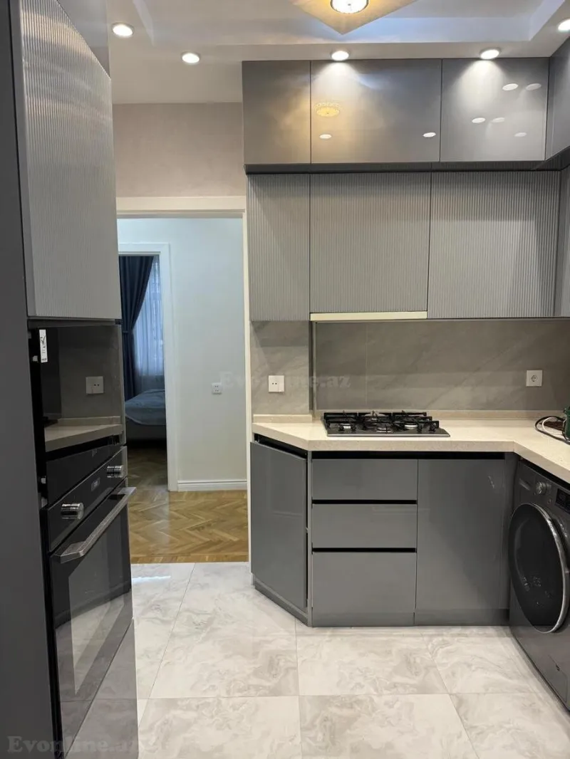 Kirayə verilir 3 otaqlı Mənzil Köhnə tikili 90 m² 28 May m. - şəkil 10