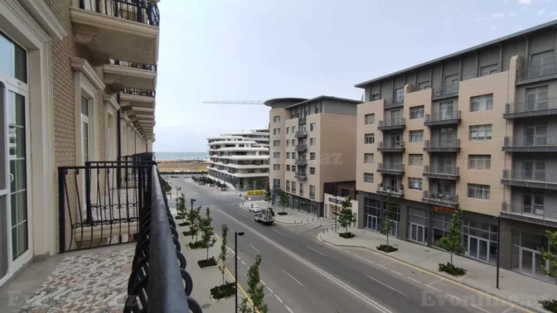 Kirayə verilir 3 otaqlı Mənzil Yeni tikili 145 m² Xətai r. - şəkil 2