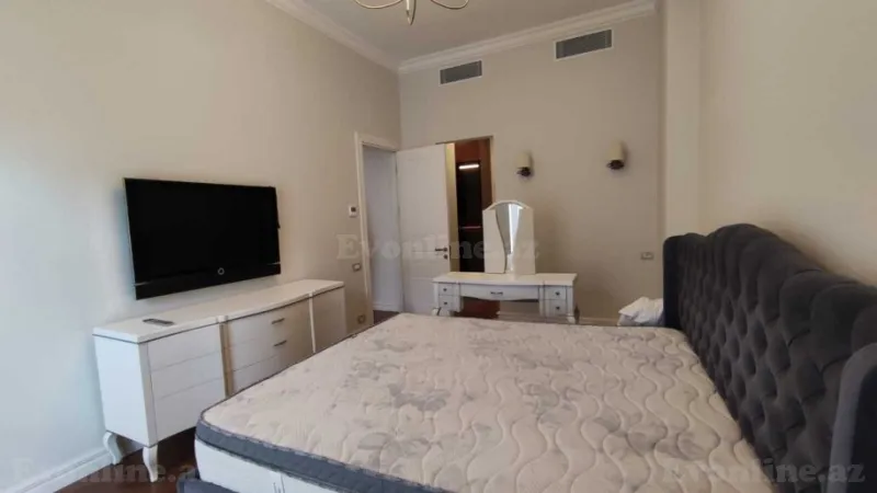 Kirayə verilir 3 otaqlı Mənzil Yeni tikili 145 m² Xətai r. - şəkil 11