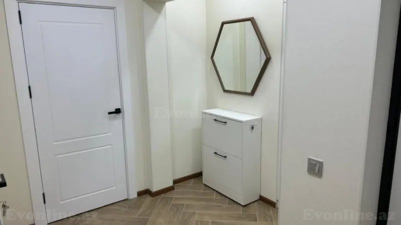 Bakı, Nəsimi r., 28 May m.da 1 otaqlı mənzil kirayə verilir