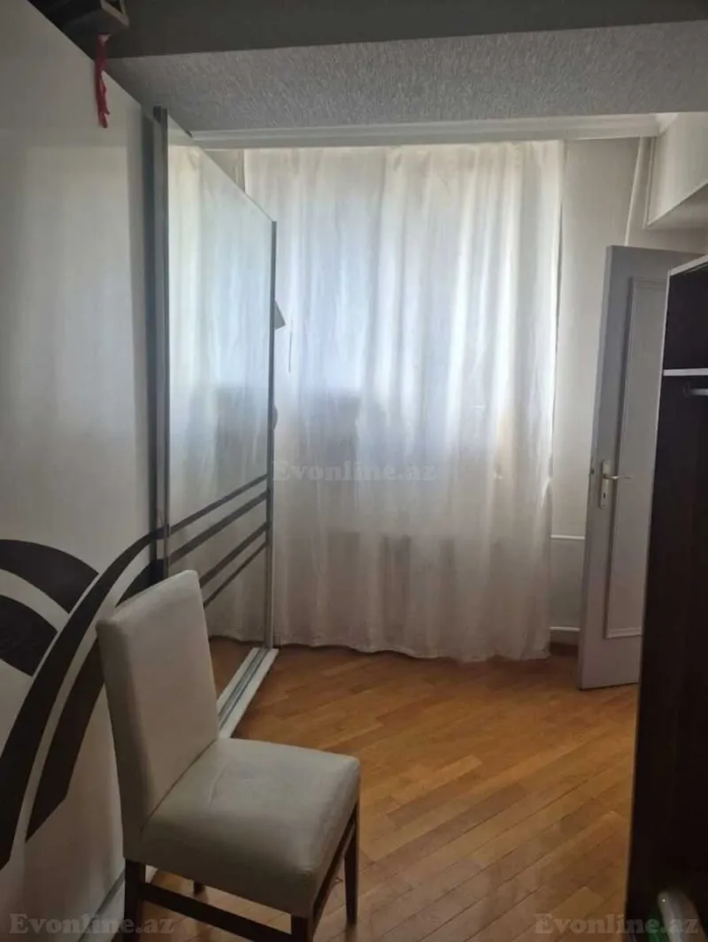 Satılır 4 otaqlı Mənzil Yeni tikili 90 m² Azadlıq prospekti m. - şəkil 2