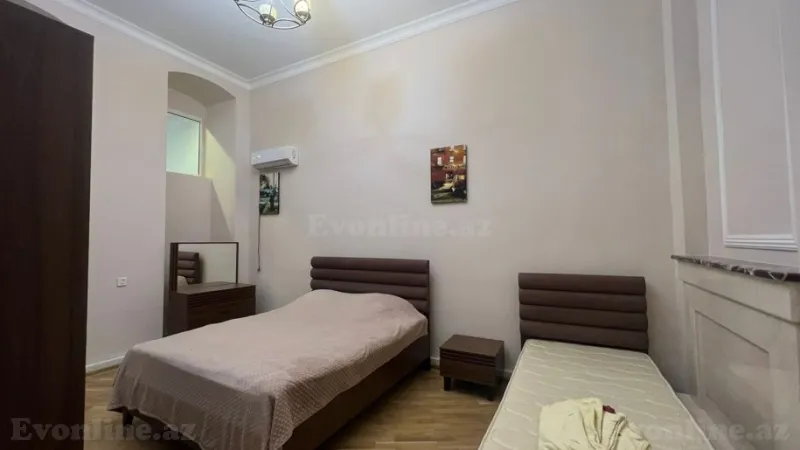 Kirayə verilir 4 otaqlı Mənzil Yeni tikili 175 m² 28 May m. - şəkil 11