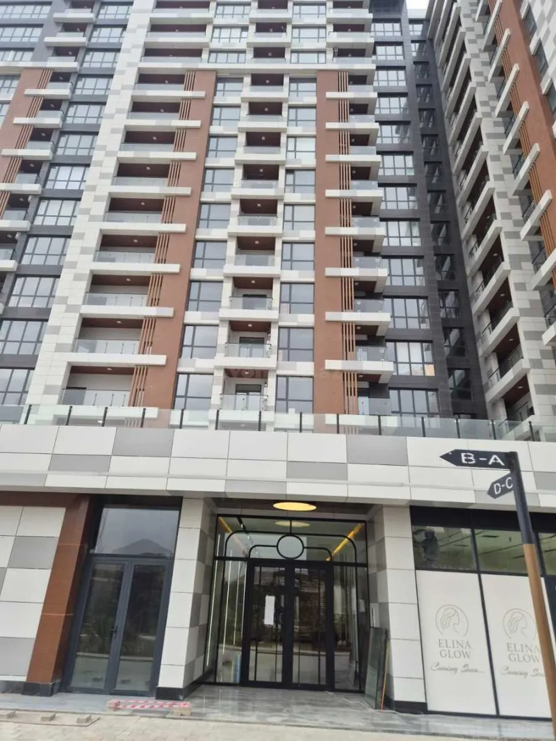 Satılır 2 otaqlı Mənzil Yeni tikili 97.4 m² Koroğlu m. - şəkil 3