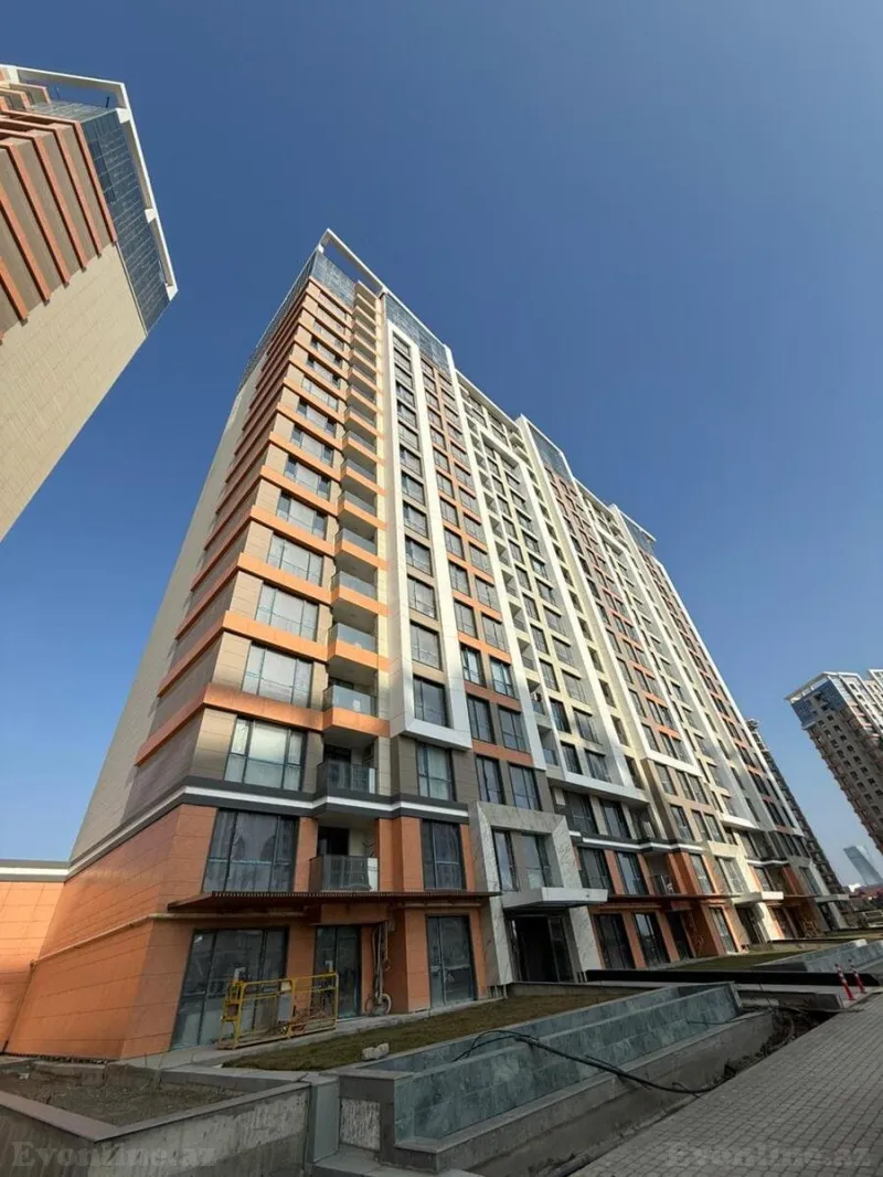 Satılır 3 otaqlı Mənzil Yeni tikili 69 m² Bakmil m. - şəkil 17