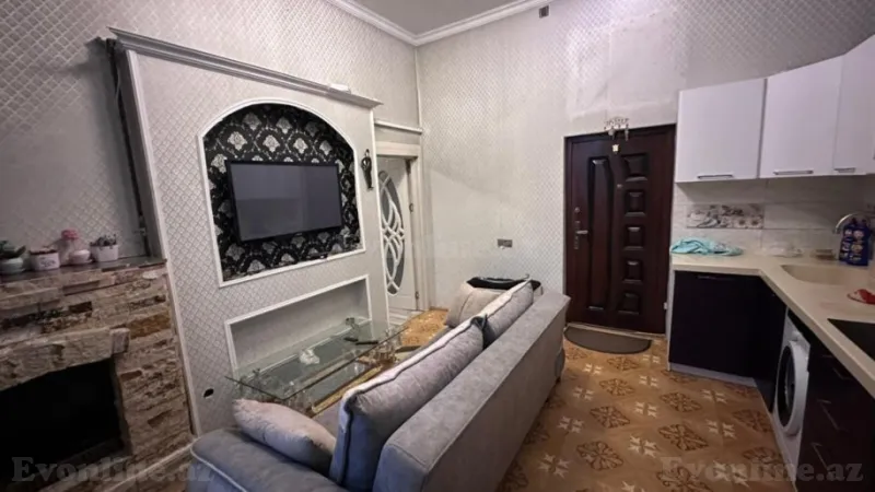 Satılır 2 otaqlı Mənzil Köhnə tikili 45.5 m² Sahil m.