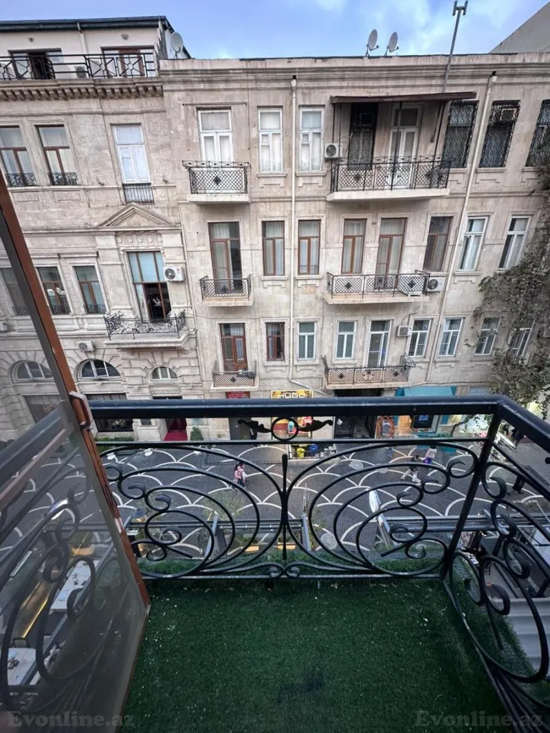 Satılır 2 otaqlı Mənzil Köhnə tikili 45.5 m² Sahil m. - şəkil 9