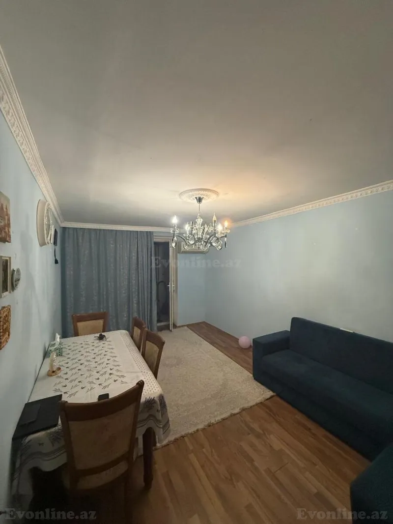 Satılır 3 otaqlı Mənzil Köhnə tikili 63 m² İnşaatçılar m.