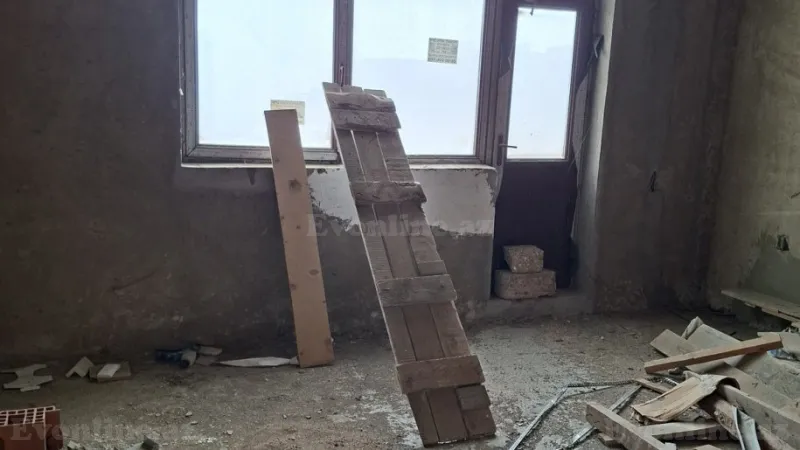 Satılır 2 otaqlı Mənzil Yeni tikili 115 m² 28 May m. - şəkil 12