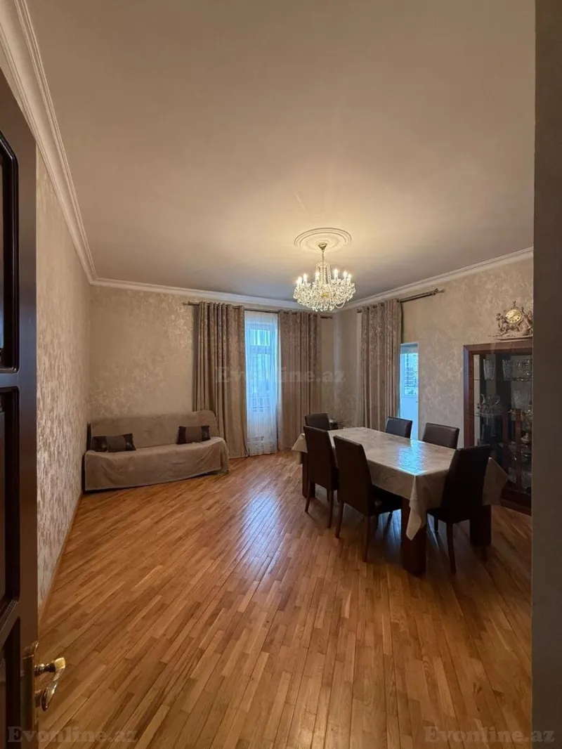 Satılır 3 otaqlı Mənzil Yeni tikili 122 m² 8-ci mikrorayon