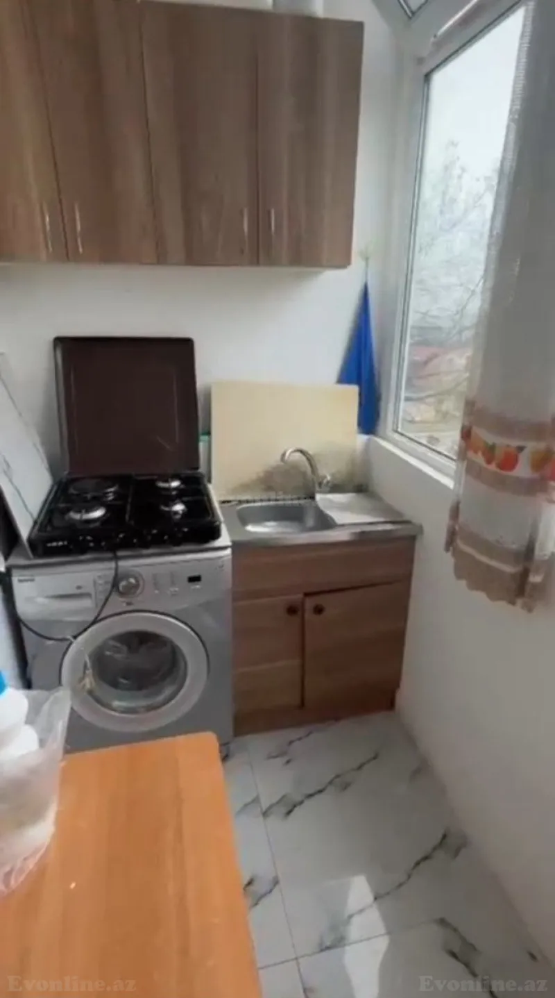 Kirayə verilir 2 otaqlı Mənzil Köhnə tikili 1 m² Memar Əcəmi m. - şəkil 2