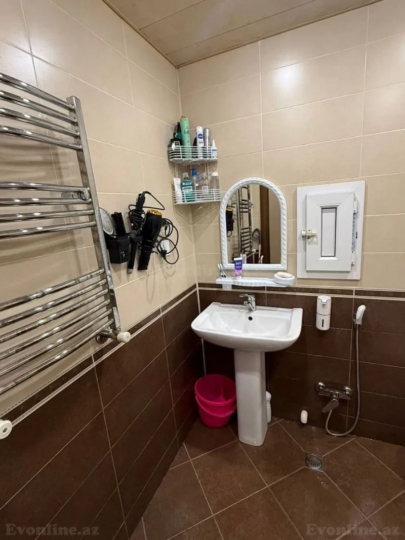 Satılır 1 otaqlı Mənzil Yeni tikili 65 m² Nəsimi r. - şəkil 9