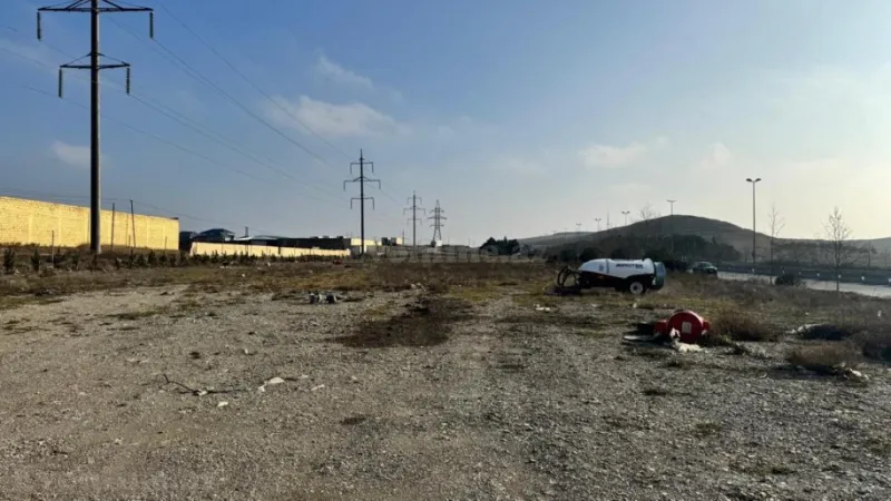 Satılır Torpaq 17 sot Avtovağzal m.