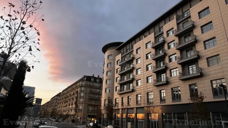 Satılır 4 otaqlı Mənzil Yeni tikili 202 m² Xətai r. - şəkil 3