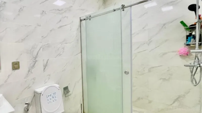 Kirayə verilir 3 otaqlı Mənzil Yeni tikili 160 m² Nizami m. - şəkil 15