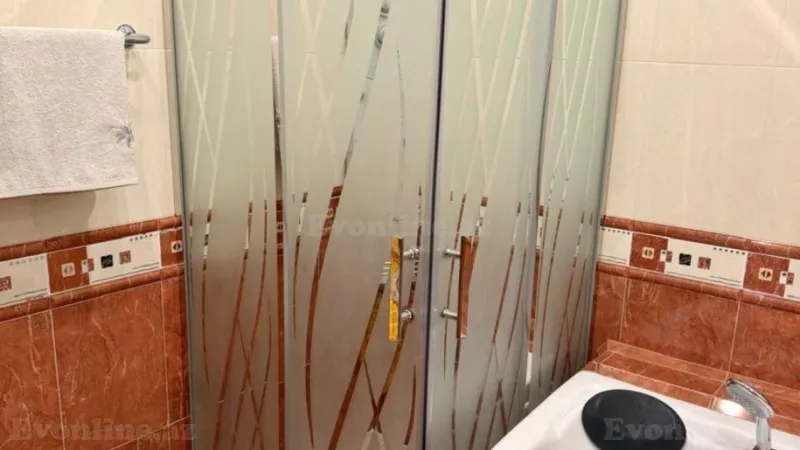 Kirayə verilir 3 otaqlı Mənzil Yeni tikili 140 m² Nərimanov r. - şəkil 20