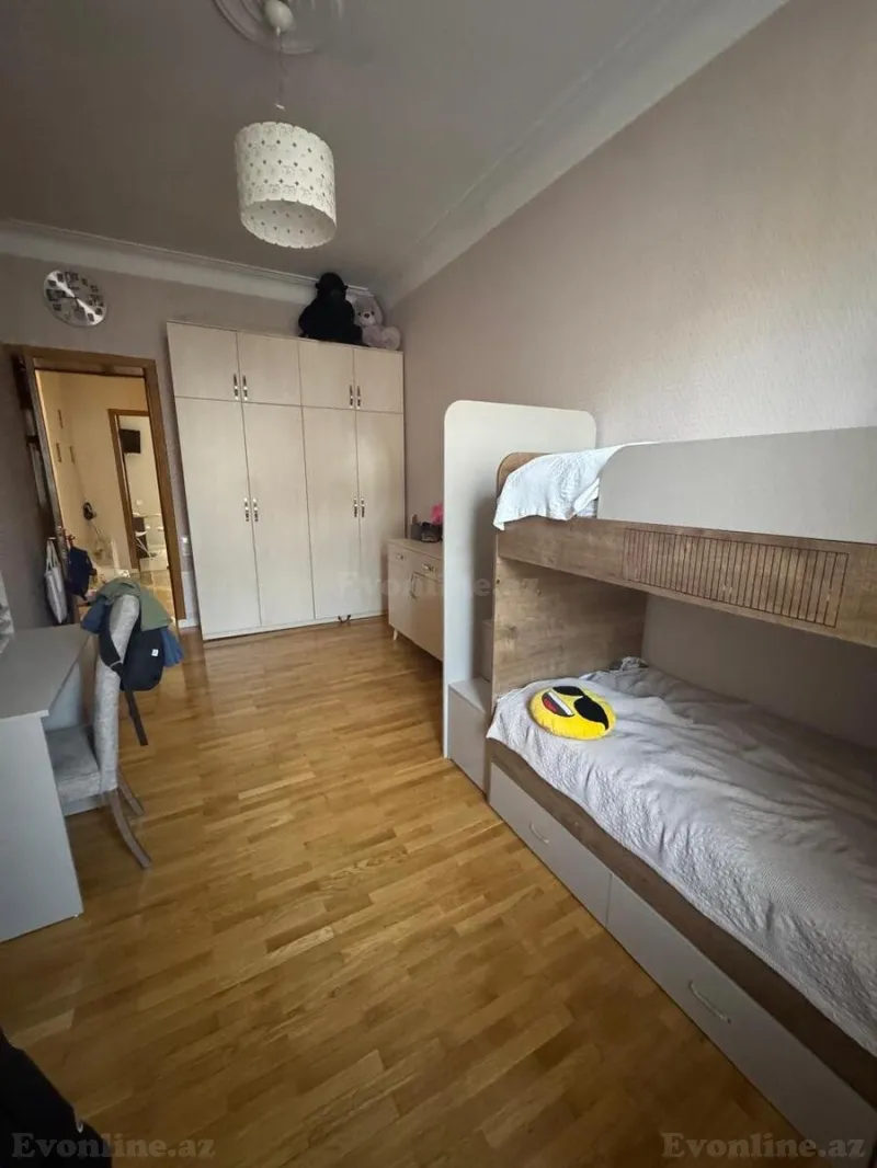 Satılır 3 otaqlı Mənzil Köhnə tikili 90 m² 28 May m. - şəkil 8