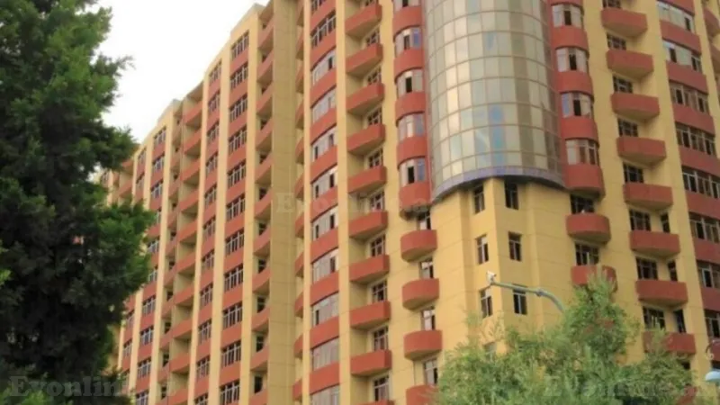 Kirayə verilir 3 otaqlı Mənzil Yeni tikili 130 m² Xətai m.
