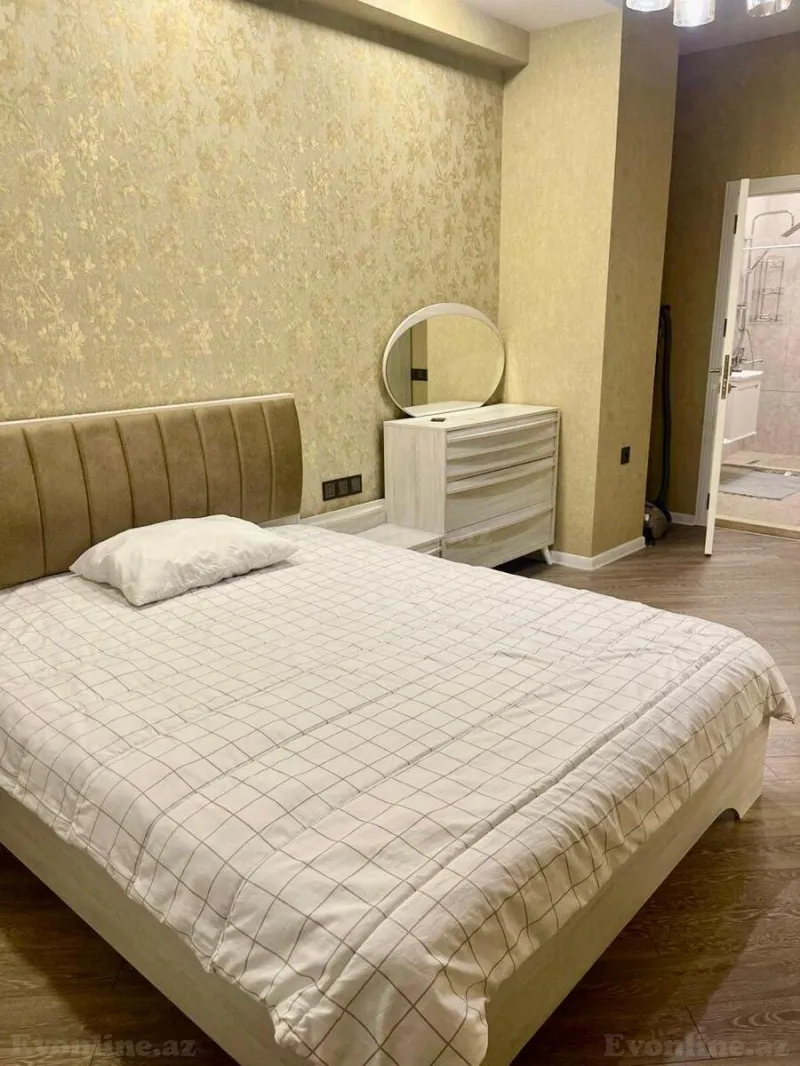 Kirayə verilir 3 otaqlı Mənzil Yeni tikili 130 m² Xətai m. - şəkil 8