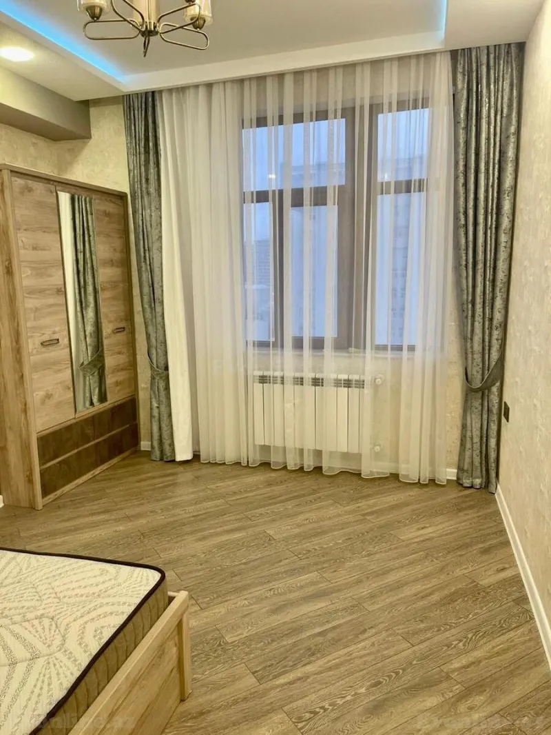 Kirayə verilir 3 otaqlı Mənzil Yeni tikili 130 m² Xətai m. - şəkil 11