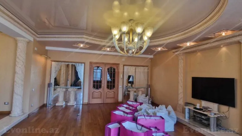 Satılır 6 otaqlı Mənzil Yeni tikili 1080 m² Nəsimi r. - şəkil 11