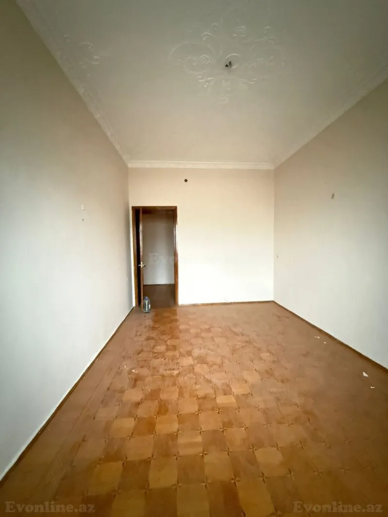 Satılır 3 otaqlı Mənzil Köhnə tikili 100 m² Sahil m. - şəkil 11