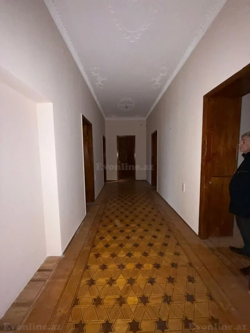 Satılır 3 otaqlı Mənzil Köhnə tikili 100 m² Sahil m. - şəkil 12