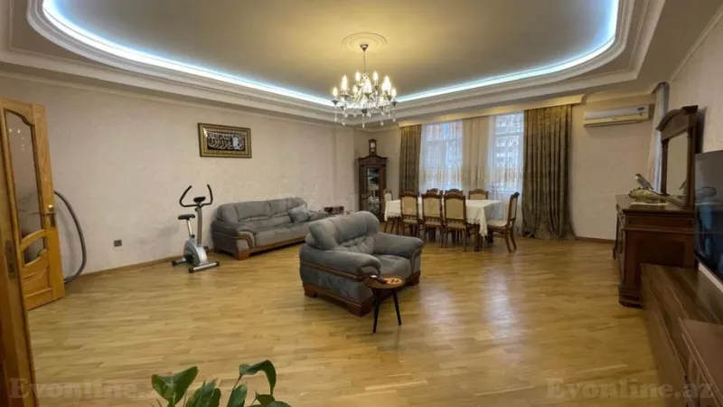 Satılır 3 otaqlı Mənzil Yeni tikili 168 m² 28 May m. - şəkil 3