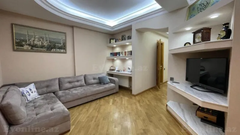 Satılır 3 otaqlı Mənzil Yeni tikili 168 m² 28 May m. - şəkil 8