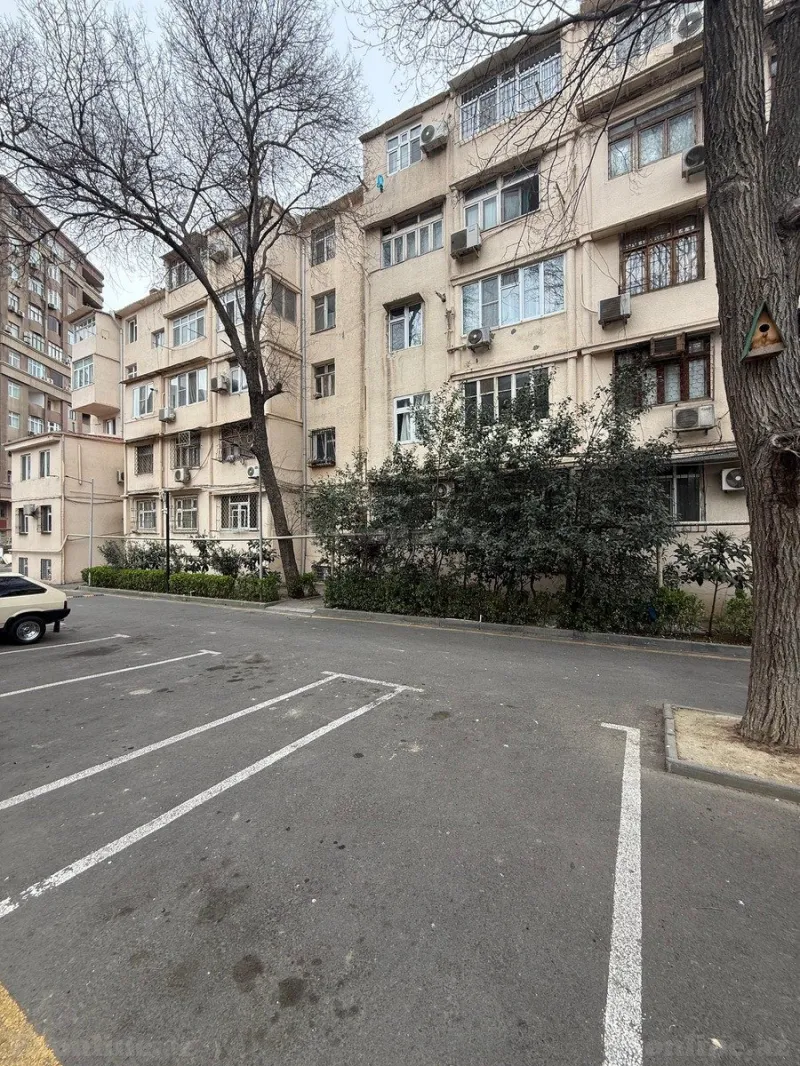 Kirayə verilir 1 otaqlı Mənzil Köhnə tikili 37 m² Nərimanov r.