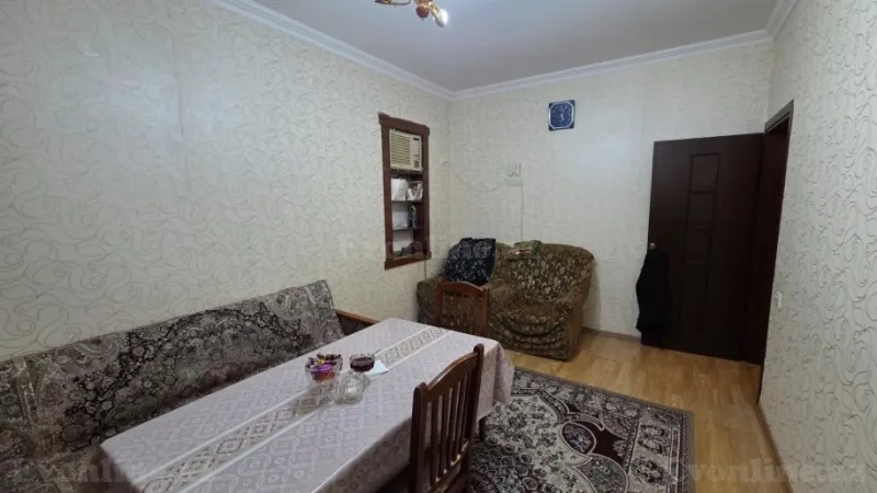 Satılır 2 otaqlı Mənzil Köhnə tikili 70 m² 7-ci mikrorayon - şəkil 4