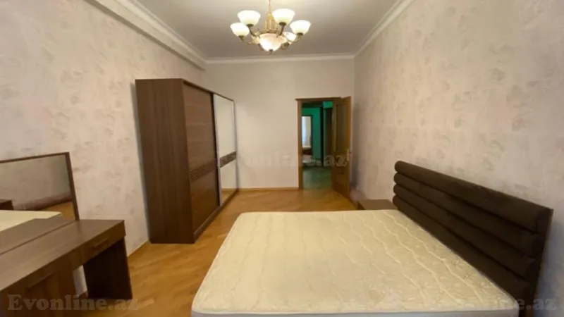 Kirayə verilir 3 otaqlı Mənzil Yeni tikili 130 m² Yasamal - şəkil 9