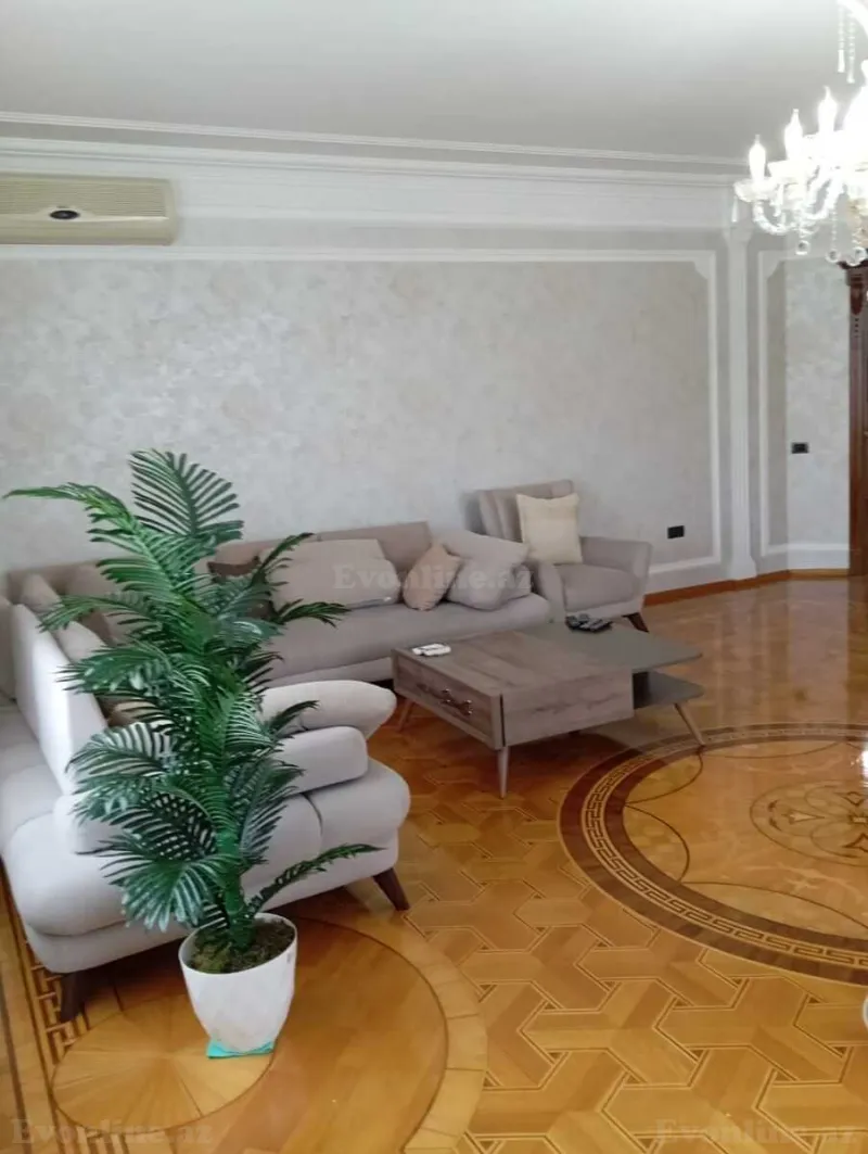 Satılır 4 otaqlı Mənzil Yeni tikili 170 m² Nəsimi r. - şəkil 2